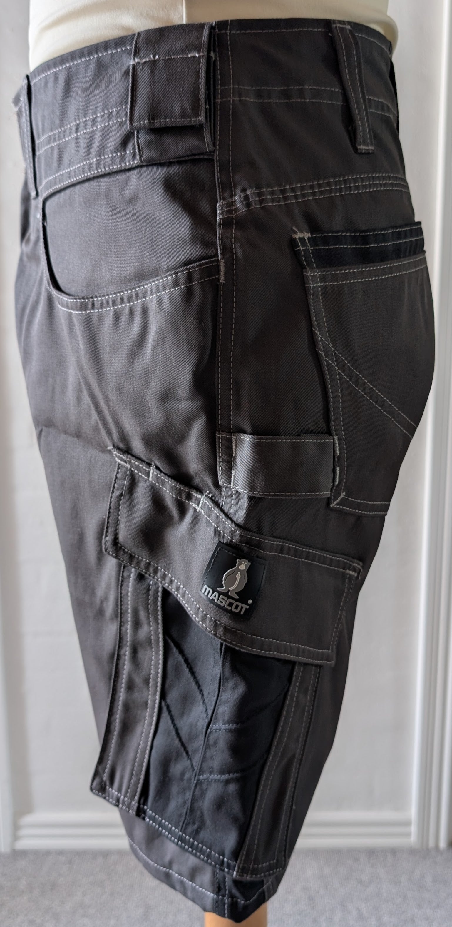 Mascot shorts